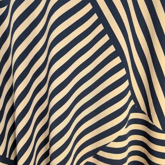 NWOT Woman Within Asymmetrical Black and Tan Striped Swing Tunic 2X - Picture 6 of 9